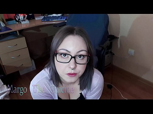 ❤️ Көз айнек тагынган сексуалдуу кыз Дилдону камерага терең соруп ❤ Порно ky.befuck-net.ru ☑